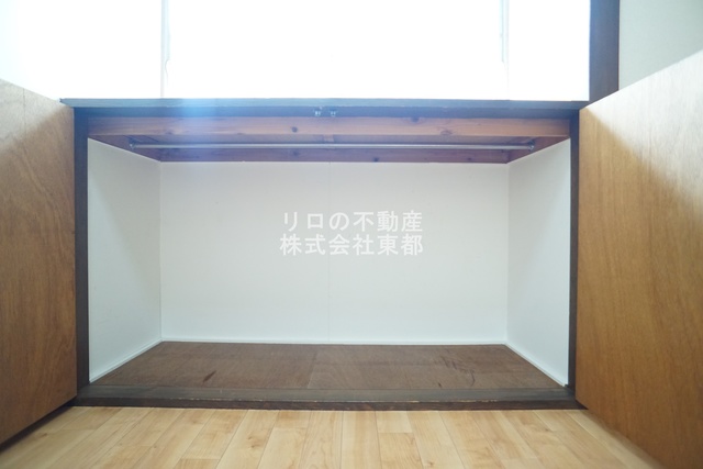 収納　奥行のある収納付です！増えがちな荷物をもスッキリ収納できます