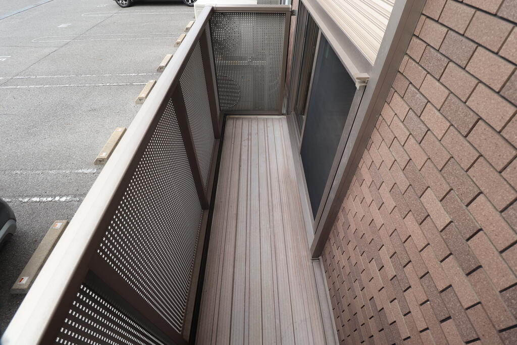 バルコニー　バルコニーには、シャッターも付いています♪