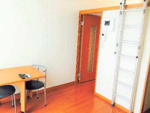 居室・リビング　フローリングのお部屋です