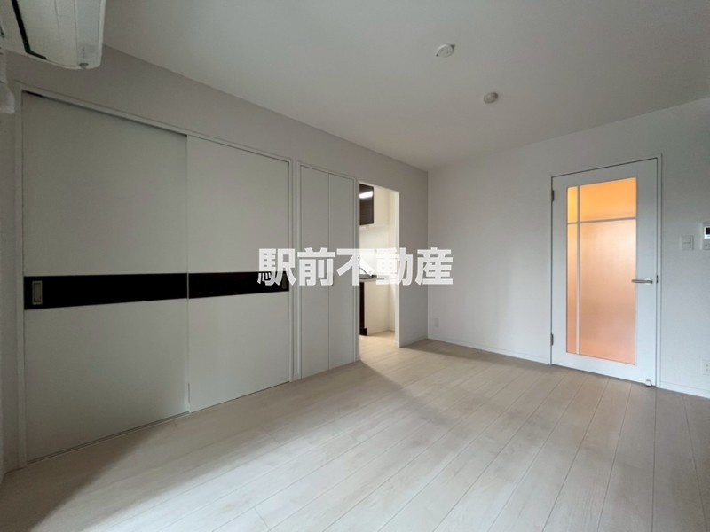 居室・リビング　※同物件別部屋の参考写真・現況優先