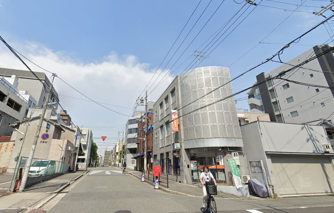 郵便局　天王寺清水谷郵便局（郵便局）まで69m