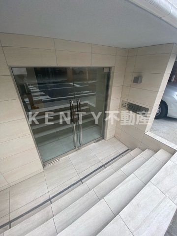 エントランス　建物の内部です