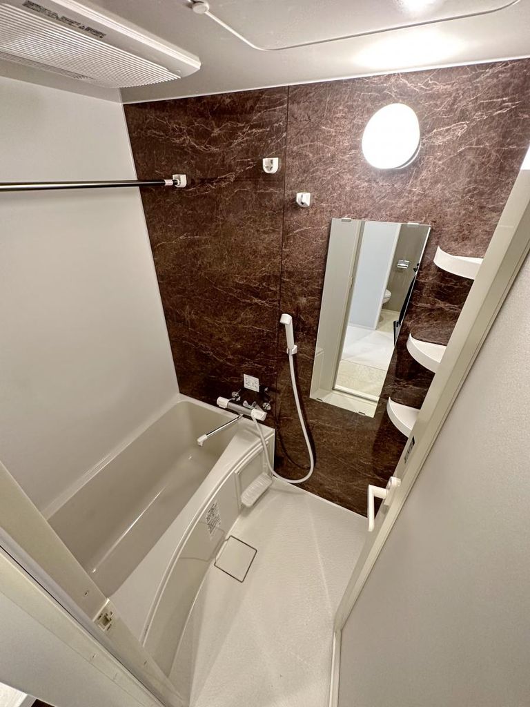 バス・シャワールーム　バス