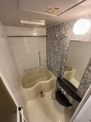 バス・シャワールーム　CITY SPIRE桜川II　浴室