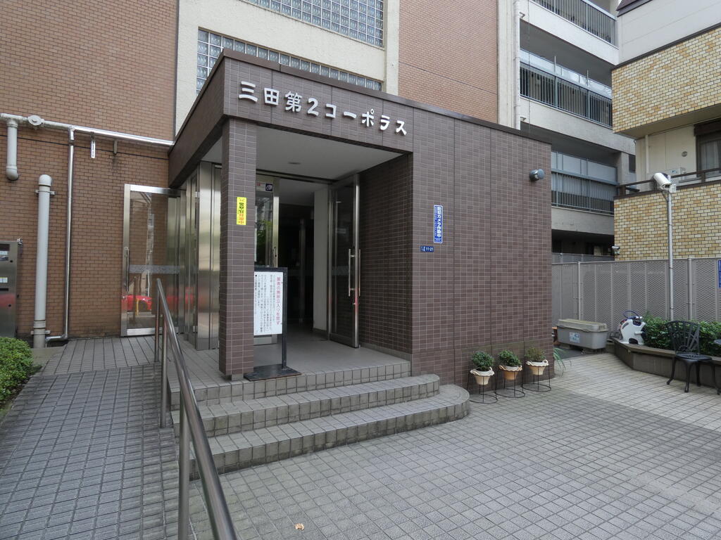 エントランス　エントランス