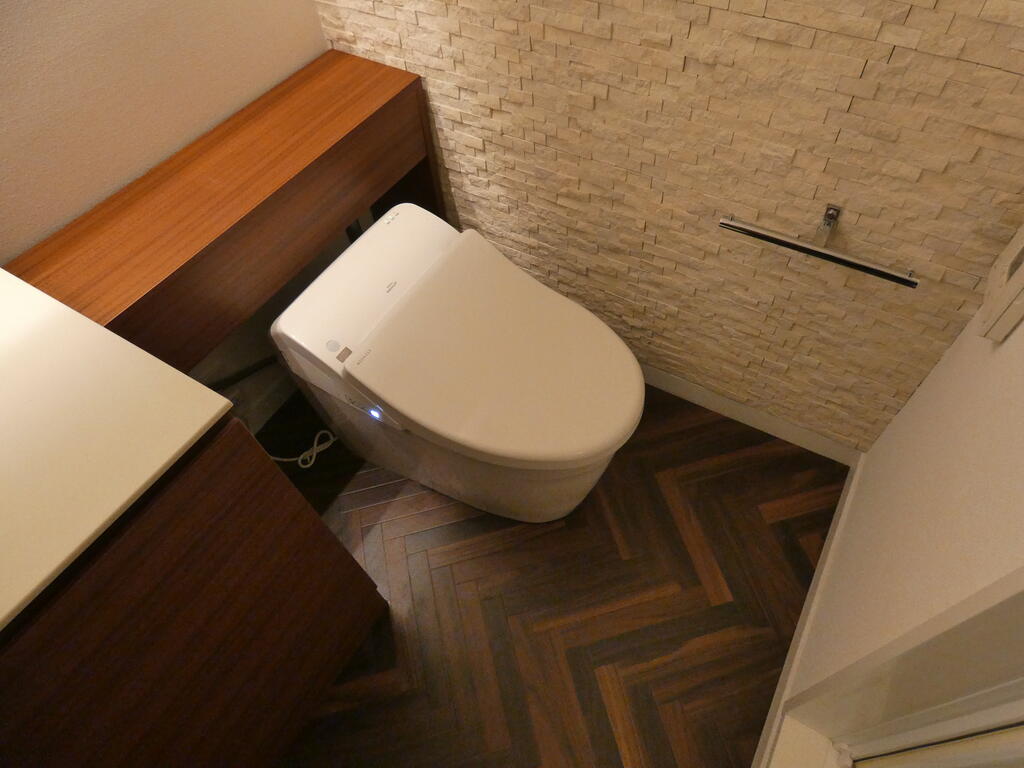 トイレ　トイレ