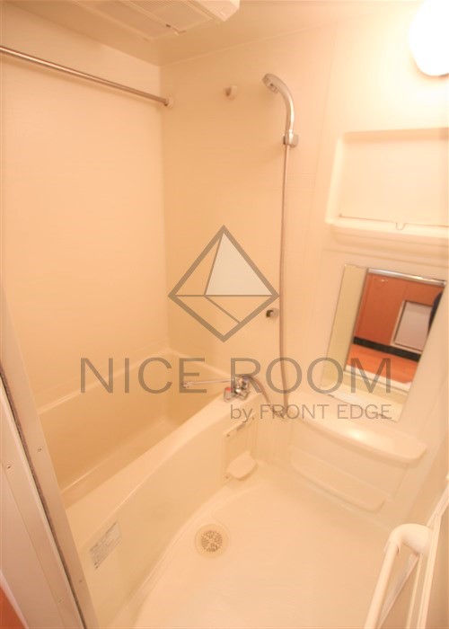 バス・シャワールーム　エステムプラザミッドプレイス　風呂