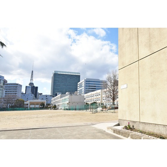 中学校　名古屋市立冨士中学校（中学校）まで1400m