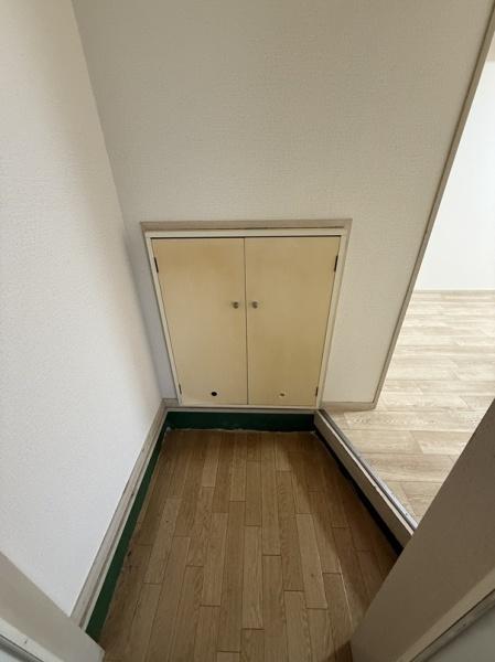 清水ハイツの玄関写真