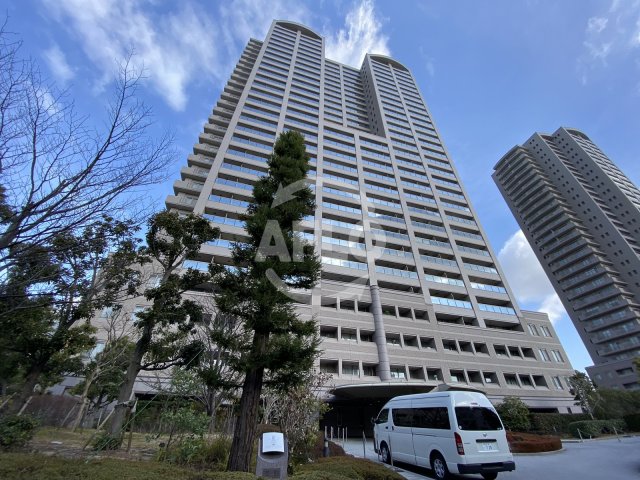 建物外観　OAPレジデンスタワー西館（オーエーピー）　外観