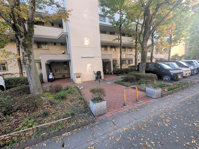 エントランス　建物入口