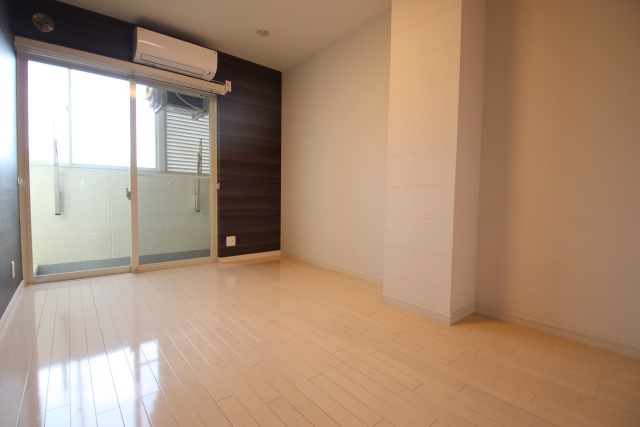 居室・リビング　※別室の参考写真の為、現況優先です。