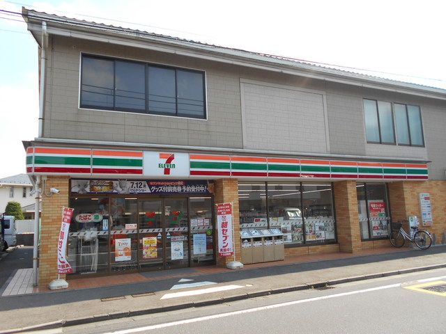 コンビニ　セブンイレブン練馬石神井町８丁目店（コンビニ）まで180m