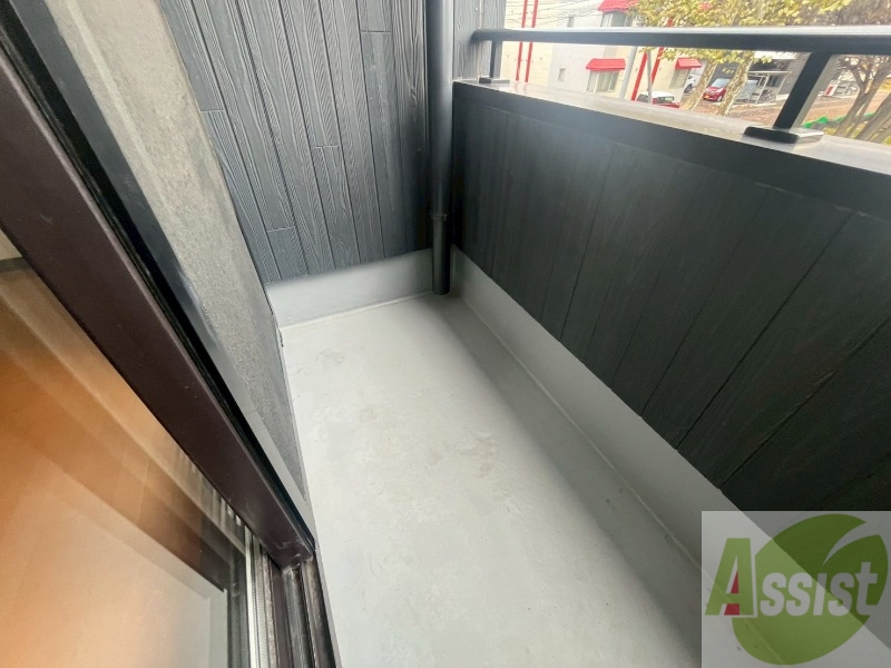 バルコニー　バルコニーです。天気の良い日には外干しができます！