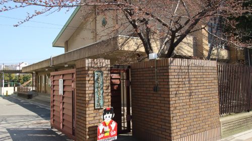小学校　京都市立 紫野小学校（小学校）まで289m