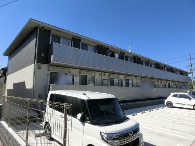 建物外観　2020年9月完成、大手ハウスメーカー施工です