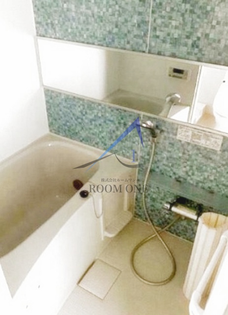 バス・シャワールーム　お風呂です。