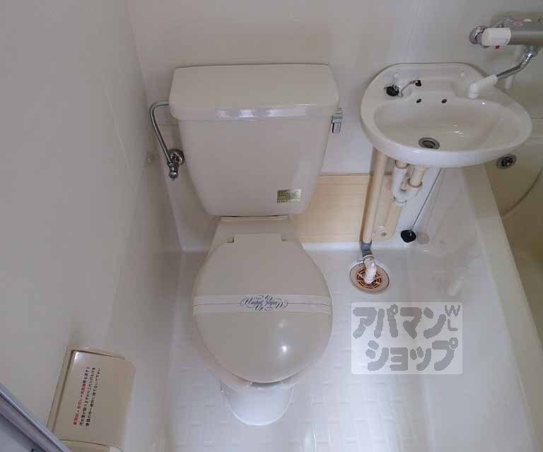 トイレ　清潔感のあるトイレです・