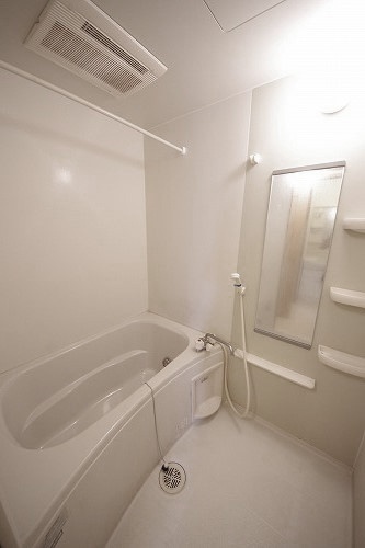 バス・シャワールーム　類似室内