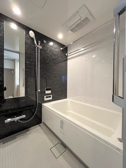 バス・シャワールーム　浴室