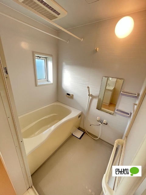 バス・シャワールーム　１０３