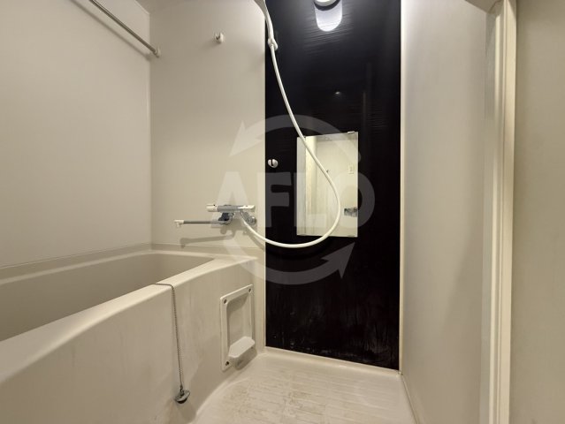 バス・シャワールーム　フォレストガーデン蒲生III　浴室