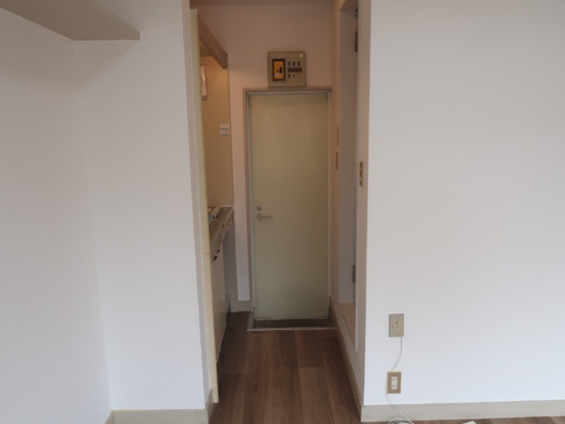 玄関　※別部屋写真参照