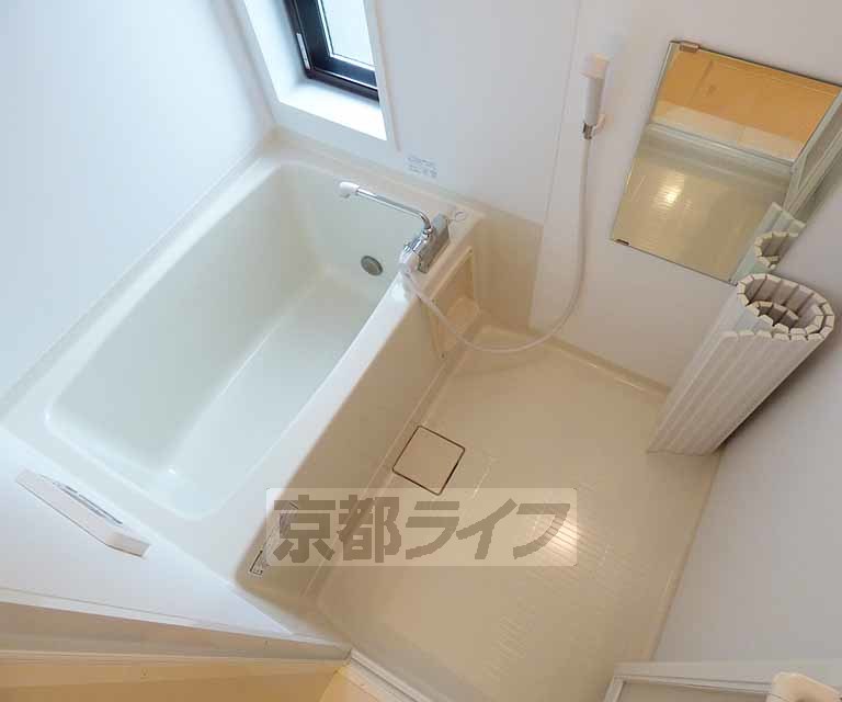 バス・シャワールーム　綺麗なお風呂です。