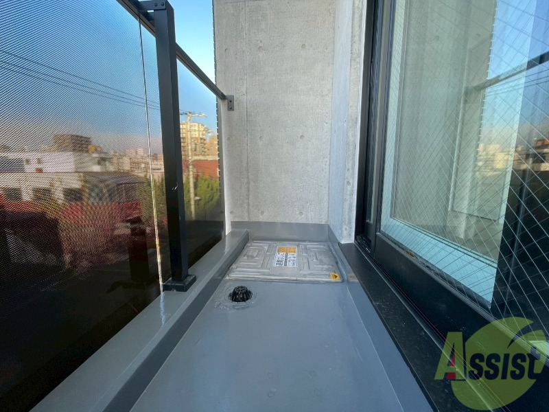 バルコニー　バルコニーが付いていますので一息ついてみてはいかがですか。