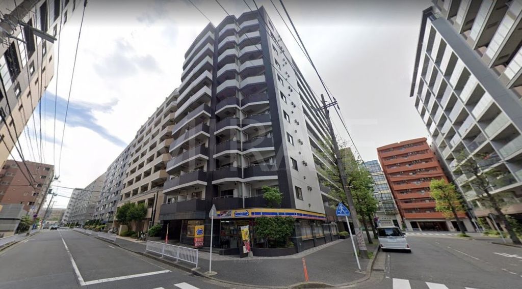 コンビニ　ミニストップ新横浜1丁目店（コンビニ）まで270m