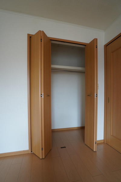 収納　同じ建物の別の部屋