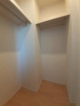 収納　ウォークインクローゼット