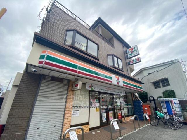 コンビニ　セブンイレブン　池田石橋1丁目店（コンビニ）まで395m