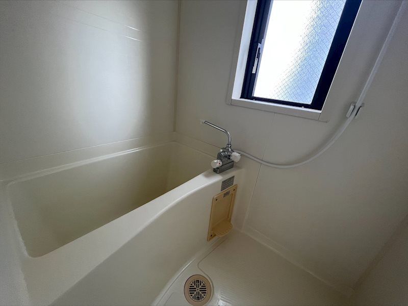 バス・シャワールーム　同物件別部屋イメージ