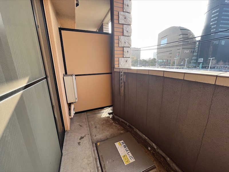 バルコニー　同物件別部屋イメージ