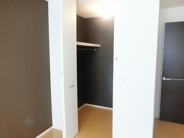 収納　ウォークインクローゼット！