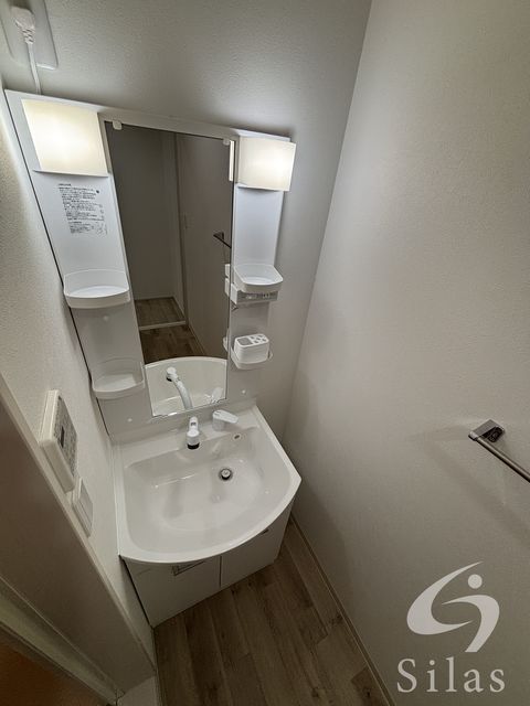 洗面設備　同仕様