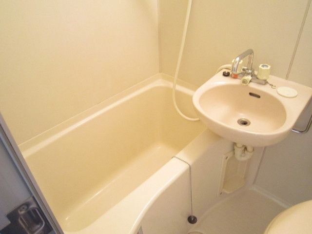 バス・シャワールーム　NULL