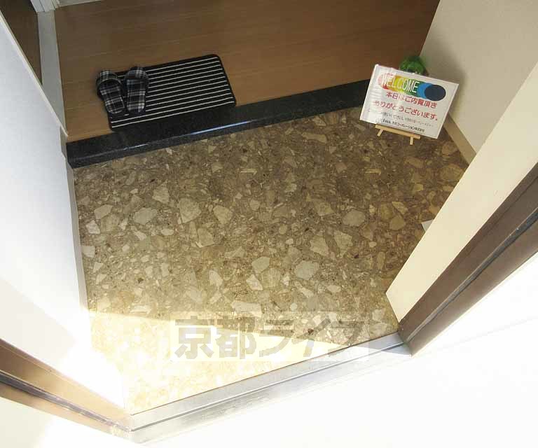 玄関　とっても広い玄関です。