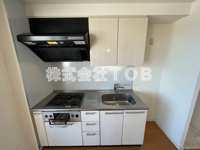 キッチン　3口　グリル付き