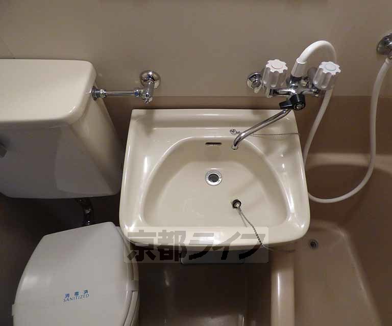 洗面設備　きれいです。