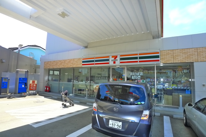 コンビニ　セブンイレブン（コンビニ）まで170m