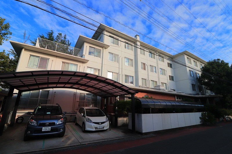 建物外観　ホテル感覚で暮らしてみませんか