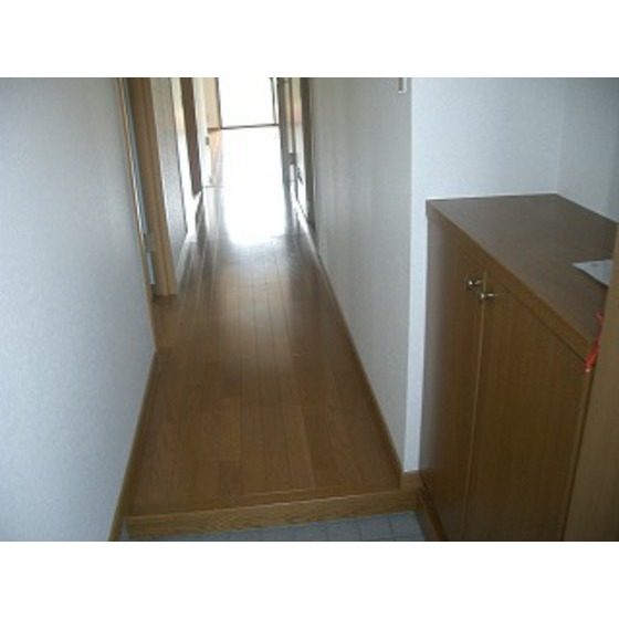 玄関　現状優先