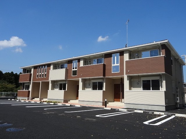 建物外観　落ち着いた雰囲気の外観です