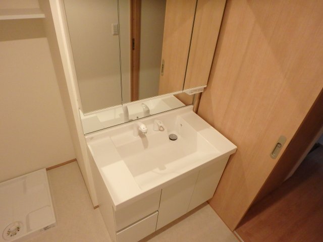 洗面設備　忙しい朝には欠かせない洗面所です