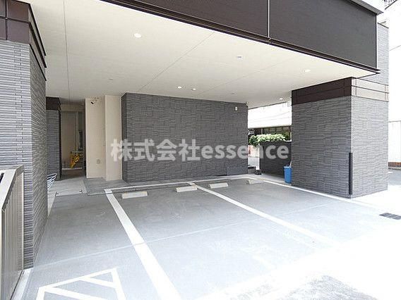 駐車場　弊社ではオンライン対応・現地対応可能です♪