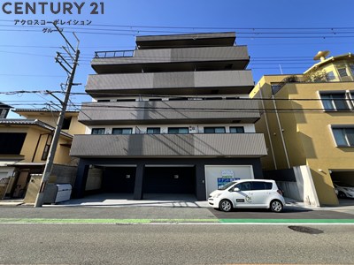 建物外観　オートロック・宅配ボックス・エレベータ付き！