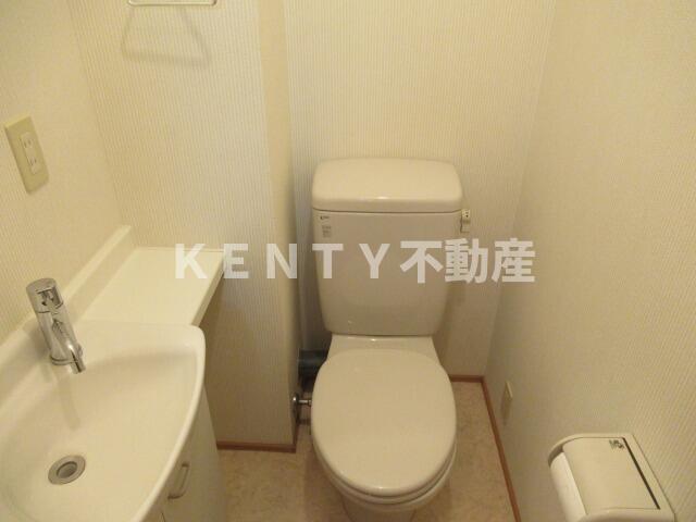 トイレ　ゆったりとした空間のトイレです