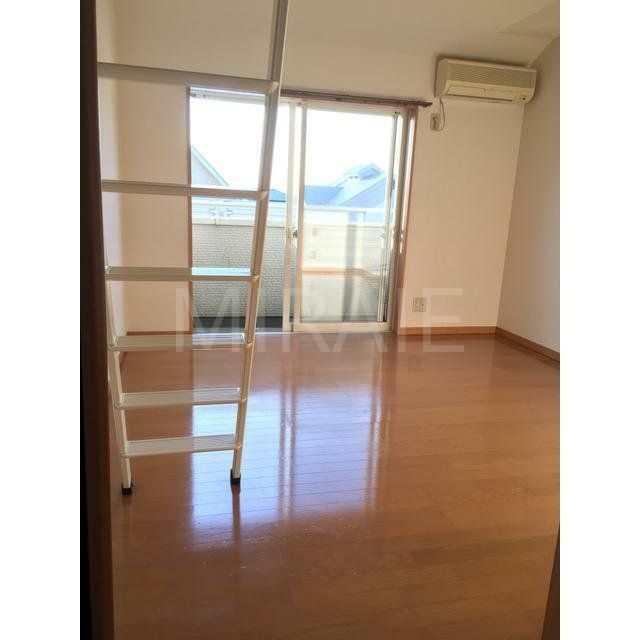 居室・リビング　物件画像